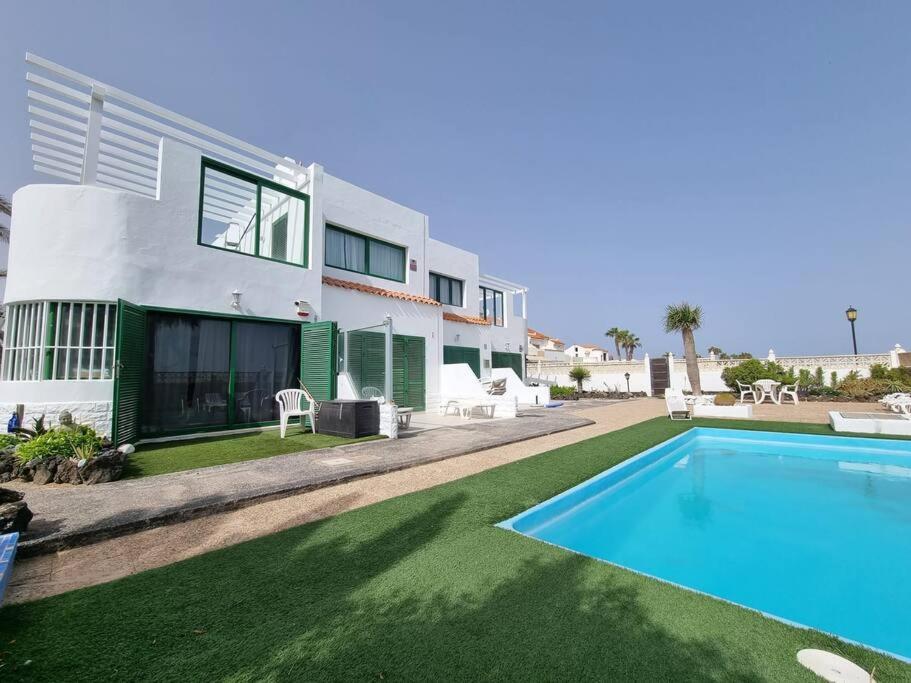 La Casa De Las Palomitas Corralejo Eksteriør billede